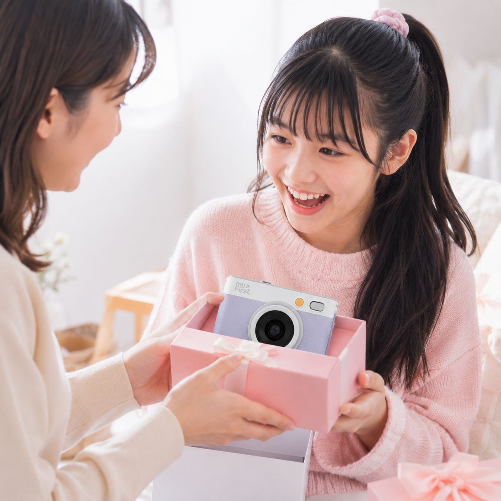 プレゼントに｜カメラとして遊べるだけでなく、家族の思い出づくりにも使える実用的なギフトです。